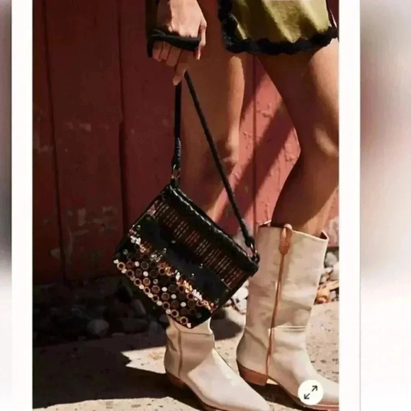 FREE PEOPLE BINA BLACK Embroidered crossbody bag - Picture 3 of 6